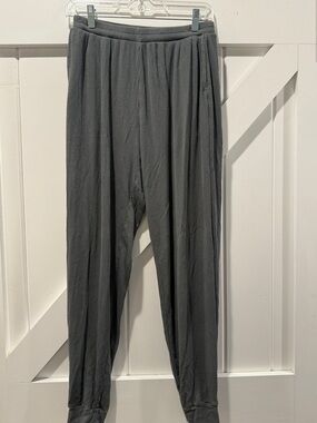 Alo Yoga Women’s Casual Ribbed Jogger Pants - Gray